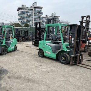 Montacargas Mitsubishi de 2.5 Toneladas a Gasolina, Mástil de Tres Etapas, Neumáticos Neumáticos, Usado para Operaciones en Pavimento Exterior - Product Image 3