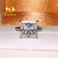 Livraison Rapide Bague de Mariage 6 carats avec Grande Pierre Principale Carrée Coupe Princesse 10*10 Moissanite, Bague Éternité à Sertissage Latéral pour Mariée