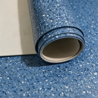 Rouleaux de revêtements de sol en PVC résistants à l'usure Runsure pour salles de réadaptation hospitalières, nettoyage facile, style britannique et européen, fournisseur fabricant