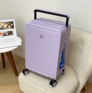 Nuova Valigia Trolley 2026 con Ruote Girevoli Centrali Larghe, Ammortizzanti e Freno, Stile Retrò Unisex, 20/24 Pollici, in PC, per Viaggi - Product Image 6