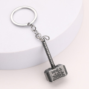 厂家直销中国美国队长雷神锌合金锤复仇者钥匙扣周边礼品 - Product Image 3