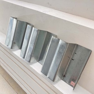 Plateforme d'opération extérieure en <span class=keywords><strong>acier</strong></span> <span class=keywords><strong>galvanisé</strong></span> à profil ouvert YX50-180-720 anti-corrosion pour applications extérieures - Product Image 1