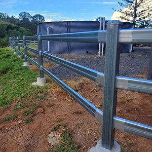 Panneaux de clôture en acier noir directement de l'usine, 3 rails, clôture en <span class=keywords><strong>métal</strong></span> pour ranch, clôture décorative pour chèvre, clôture à lattes pour cheval - Product Image 2
