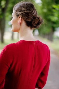 Robe mi-longue en lin rouge rose, nouvelle Collection, confortable, manches longues, Collection automne, 100% naturel, tenue idéale pour des soirées chaudes - Product Image 4