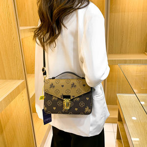 Borsa retrò di grande capacità borsa a tracolla monospalla di design francese 2022 da donna borsa a tracolla stampata a tracolla vecchia - Product Image 2