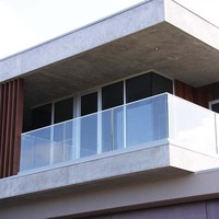 Garde-Corps en Verre pour Terrasse sans Cadre avec Balustrade en Verre Trempé de 12 mm, Profilé en U en Aluminium pour Balcon et Design de Terrasse