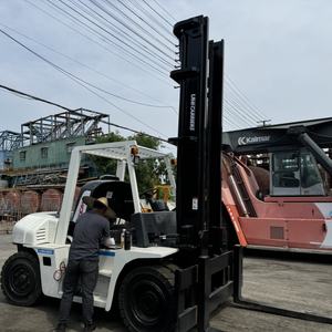 Chariot élévateur diesel d'occasion d'origine japonaise TCM, très demandé, avec mât à deux étages et fourches de 1000 mm - Product Image 3