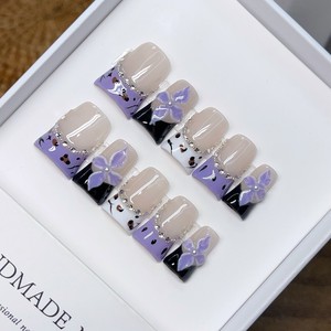 Unghie Finte Quadrate Press-On Fatte a Mano, Nere con Fiocco Francese, Stile Europeo/Americano, Eleganti e di Alta Qualità per Ragazze, Nail Art di Classe - Product Image 2