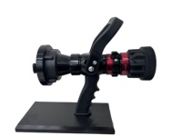 Pistolet à jet haute pression avec débit sélectionnable rouge/noir et poignée ergonomique