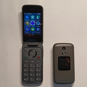 Teléfono Flip 4G LTE Desbloqueado con Radio FM, Teclado Qwerty, 1 <span class=keywords><strong>SIM</strong></span>, Cámara <span class=keywords><strong>de</strong></span> 0.3MP, Teléfono GSM para Personas Mayores - Product Image 2