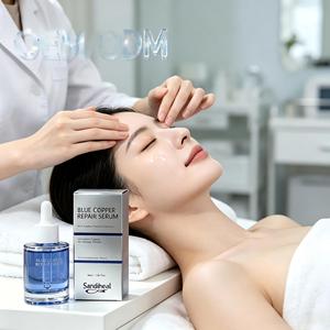 Sérum Facial Personnalisé OEM ODM au Peptide Bleu – Vente en Gros Usine – Hydrate, Réduit les Rides, Améliore l'Élasticité, Restaure la Peau - Product Image 4