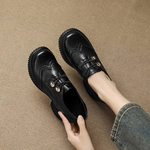 Meilleures ventes : Chaussures décontractées à talon épais, en cuir de vachette pleine fleur, couleur unie, style rétro, avec ceinture décorative, antidérapantes, durables et imperméables - Product Image 5