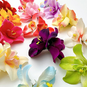 Pinces à cheveux en tissu bohème à double fleur hawaïenne pour femmes et filles, multicolores, pour les fêtes, printemps-été, vente chaude, prix d'usine abordable - Product Image 1