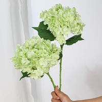 Bunga Hydrangea Buatan Tangkai Tunggal Sentuhan Asli Lateks Kepala Besar Warna Biru Hijau untuk Dekorasi Meja Pesta Pernikahan