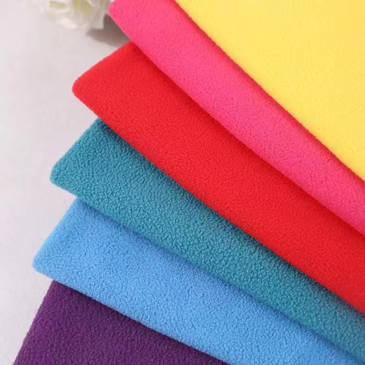 Высококачественный 100% полиэстер 100d двойной матовый флис 220gsm махровая флисовая куртка ткань для одежды дышащие диваны сумки