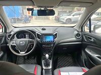 Vente en gros en Chine de voitures d'occasion Changan CS15 2016 1.5L manuelles, expédition vers l'Afrique