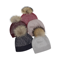 Bonnet en tricot côtelé avec pompon, bonnet d'hiver thermique scintillant avec strass pour femme, accent en fausse fourrure, logo personnalisé, idéal pour le froid
