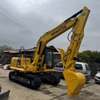 Escavatore Idraulico Komatsu PC130 da 13 Tonnellate Usato con Poche Ore di Lavoro per Lavori di Sviluppo Terrestre e Fondamentazione di Cave