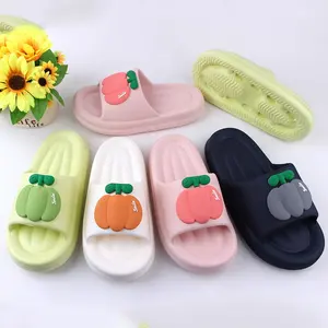 Nuevo producto, almohada de EVA, toboganes suaves, plataforma gruesa, sandalias informales, toboganes de almohada, bonitas zapatillas de nube de dibujos animados, zapatillas de interior EVA