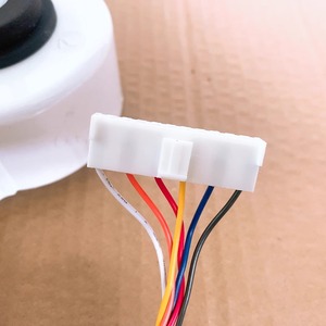 มอเตอร์เหนี่ยวนำ YDK-27-4 D6 27 วัตต์ 220 โวลต์ 60 เฮิรตซ์ เฟสเดียว 4 ขั้ว สำหรับเครื่องปรับอากาศภายในอาคาร - Product Image 2