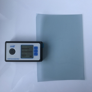 Remise film teinté pour vitres de voiture <span class=keywords><strong>auto</strong></span> fenêtre solaire film carbone protection de voiture autocollants pour vitres de voitures d'occasion - Product Image 3