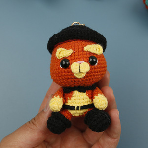 Poupée mascotte princesse au crochet aux cheveux rouges pour les étudiants, cadeau de rentrée scolaire, accessoire de bureau mignon, porte-clés de voiture esthétique fait main - Product Image 2