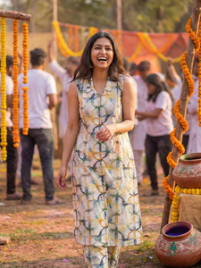 Ensemble Kurta d'été ethnique élégant pour femme, en coton imprimé multicolore, sans manches, infroissable et à séchage rapide, avec dupatta assorti - Product Image 2