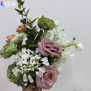 LEDA Artículos para Fiestas y Eventos, Ramo de Rosas Rosadas Hechas a Mano, Bola de Flores de Seda Artificial para Decoración de Bodas - Product Image 3