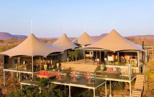 Serres de jardin préfabriquées en PVDF de 43 m², bâtiments avec murs et toit isolés pour les stations climatiques extrêmes - Product Image 5