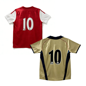 Maillot rétro personnalisable 01/02 11/12 N°10 |   Qualité chinoise |   T-shirt de style Coupe des Champions inspiré des tireurs |   100% polyester - Product Image 1