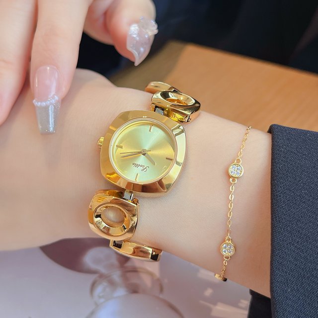 Scottie 9716 New Fashion Stainless Steel Quartz Wrist Ladies Watches Ladi Fashion Watch Women Luxury Watch Latest Wristwatch