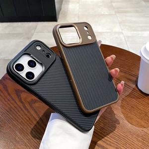 Moda in fibra di carbonio Texture custodia per telefono magnetico per <span class=keywords><strong>iPhone</strong></span> 17 <span class=keywords><strong>13</strong></span> 14 15 16 <span class=keywords><strong>Pro</strong></span> Max <span class=keywords><strong>con</strong></span> la <span class=keywords><strong>fotocamera</strong></span> Ai Touch Button <span class=keywords><strong>Cover</strong></span> antiurto - Product Image 3