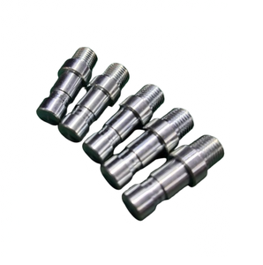 Pièces en acier au carbone tournées sur commande CNC |   Composants d'usinage CNC de précision, goujon en acier tourné avec pas de guidage et pas d'épaule - Product Image 2
