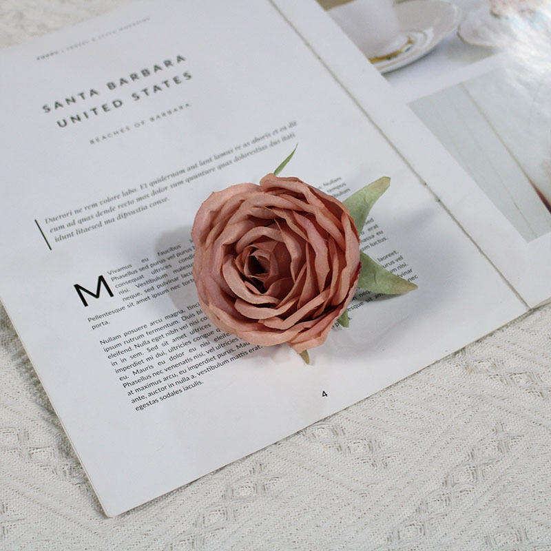 สีชมพูเนื้อ