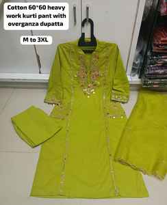 Shalwar Kameez de Invierno para Mujer, Estilo Indio Punjabi Pakistaní, con Bordado y Espejos, en Algodón y Faux Georgette, Largo Medio - Product Image 2