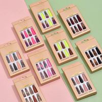 Vente en gros de faux ongles en gel de haute qualité, personnalisables, avec boîte, sous marque privée, en matériaux recyclés et éponge