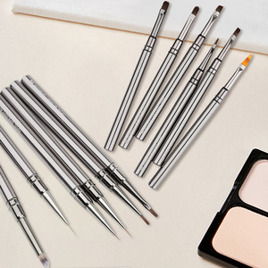 Lot de 12 pinceaux à ongles avec manche bronze, ovales et ronds, pour gel, liner et détails fins, pour la décoration des ongles en salon - Product Image 3