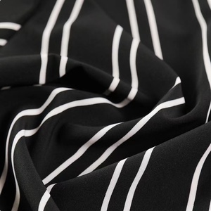 <span class=keywords><strong>Pigiama</strong></span> estivo a maniche corte in seta di ghiaccio abbigliamento da casa vestito a righe casual sottile da <span class=keywords><strong>uomo</strong></span> <span class=keywords><strong>nero</strong></span> da casa - Product Image 3