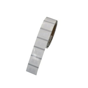 Etiqueta RFID UHF GSC-C23 U8 de Alto Rendimiento para Identificación y Seguimiento en Logística y Ropa - Product Image 5
