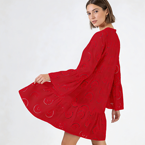 Robe décontractée mi-longue pour femme grande taille, rouge, à broderie anglaise, col en V, motif 3D, tricotée, coupe ample, manches cloche, ourlet à volants - Product Image 6