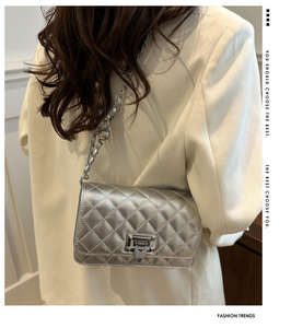 Nuevo bolso de hombro clásico para mujer con una sola correa, estilo elegante y fragante, cierre de botón de poliéster a la moda - Product Image 3