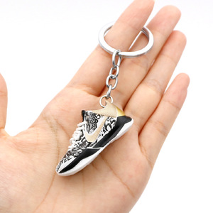 Porte-clés Chaussure de Basketball <span class=keywords><strong>Kobe</strong></span> 5ème Génération, Pendentif Grand Scène, 5ème Champion, Accessoire Chaussure, Cadeau Souvenir, Vente Chaude - Product Image 5