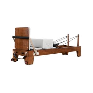 Machine de Pilates Reformer en bois de chêne, durable, portable et réglable, pour studio de Pilates et bien-être - Product Image 4