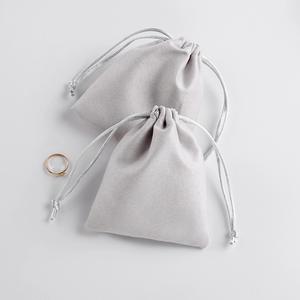 3x4inch <b>Weeding</b> Party Velvet Drawstring Gift <b>Bags</b> with Customizable Color & Logo Printing <b>for</b> Jewelry Packaging - Product Image 1