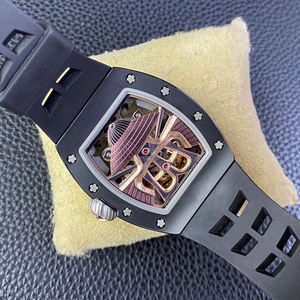 Reloj mecánico automático de lujo para hombre, caja de cerámica negra en forma de barril, correa de caucho estilo guerrero - Product Image 5