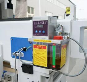 Bán hàng tốt nhất <span class=keywords><strong>CNC</strong></span> làm tổ 1328 Gỗ PVC tủ bếp Hội Đồng Quản trị máy làm với tuyến tính loại công cụ tự động Changer trong Bolivia bo - Product Image 5