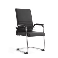 Silla de Oficina Ejecutiva Ergonómica Moderna con Brazos Fijos, Base Cromada, Asiento y Respaldo de Cuero PU, Diseño Giratorio, Ajustable para Taller o Escuela