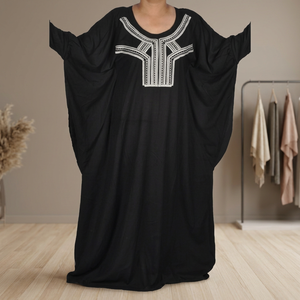 Belle broderie et manches chauve-souris en tissu Choix de robe de couleur noire en bambou, coton, polyester écologique à vendre - Product Image 2