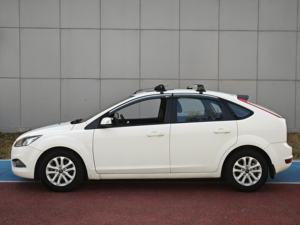 <span class=keywords><strong>Ford</strong></span> <span class=keywords><strong>Focus</strong></span> Classic Million Edition Hatchback 2013 |   Techo Corredizo, Radar Trasero, Chasis <span class=keywords><strong>Deportivo</strong></span>, Confiable y Divertido - Product Image 3