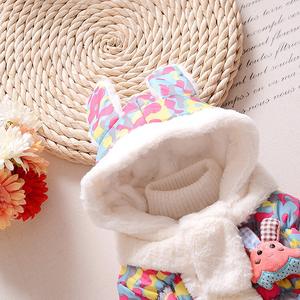 Abrigo Infantil de Alta Calidad con Capucha y Botones, Estampado Floral Invernal para Niñas - Product Image 5